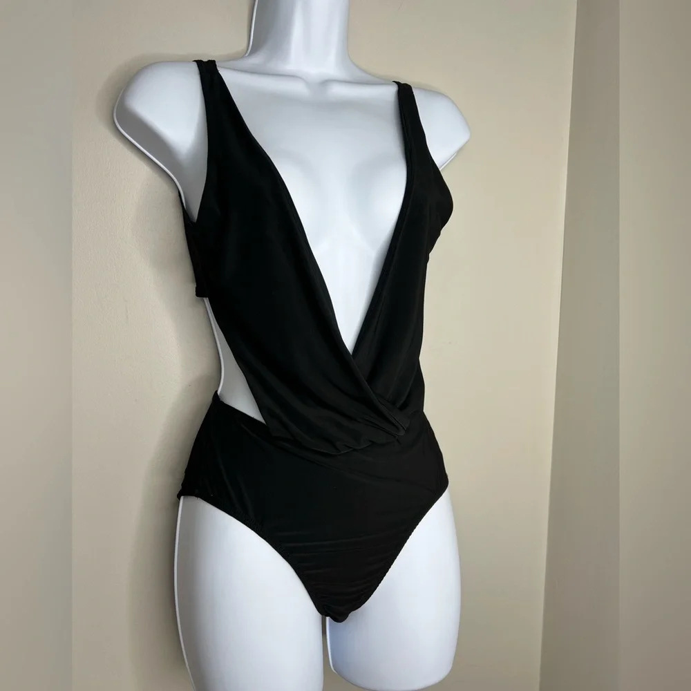 Charlotte Russe deep v neck halter bodysuit. Black. Small. Festival/night out! - Picture 2 of 4